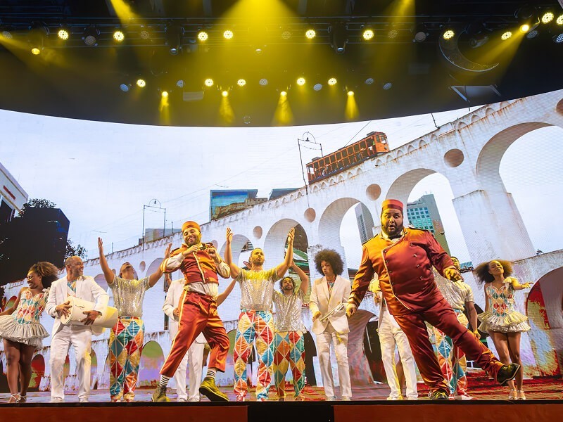 Fala Serio Mae - Roxy Dinner Show